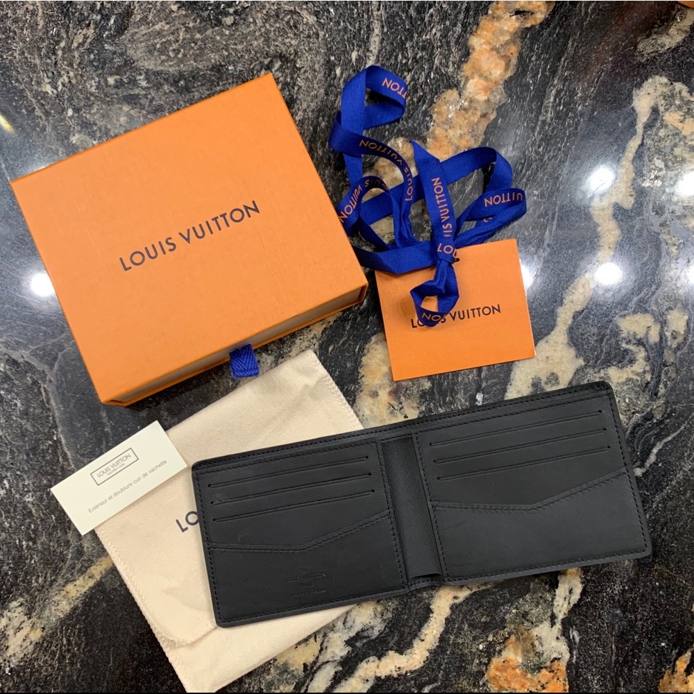 🌟SOLD🌟Louis Vuitton AUTHENTIC Slender Walllet - Picture 5 of 15